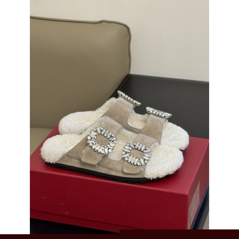 roger u1u1er slippers